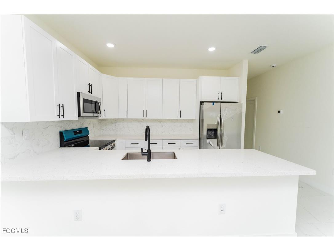 1171 Countess Avenue Lehigh Acres FL 33974 2025004467 image12