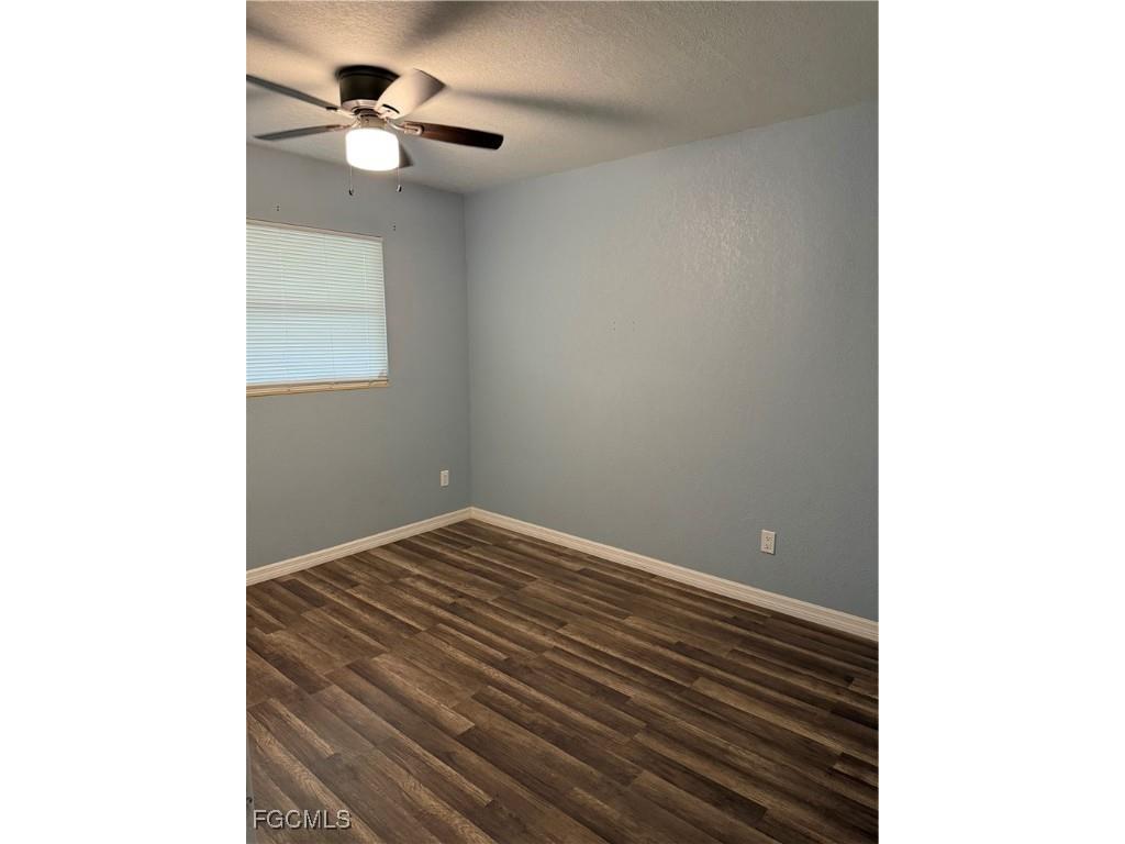 1171 Laurel Drive North Fort Myers FL 33917 2025001685 image4