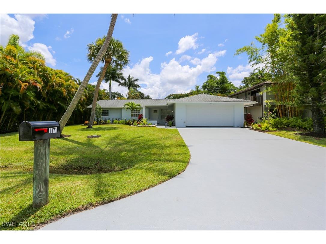 1171 Rainbow Drive Naples FL 34104 224090564 image1