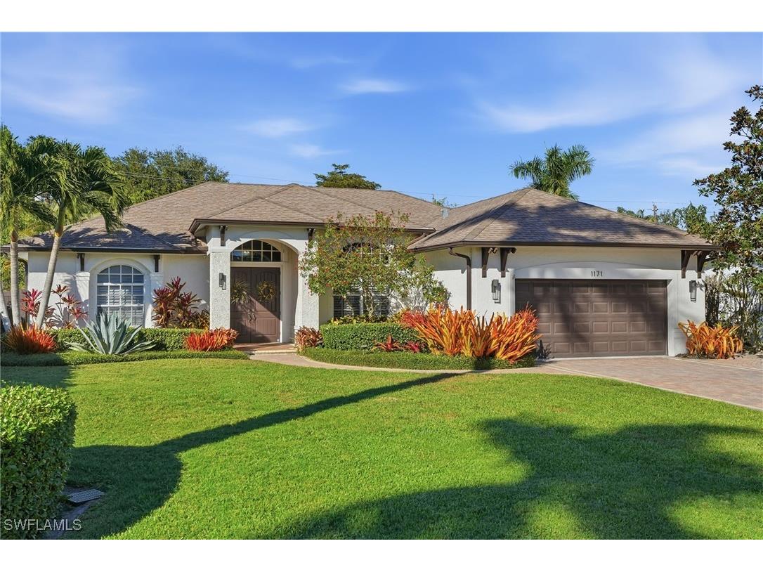 1171 Royal Palm Drive Naples FL 34103 226004322 image1