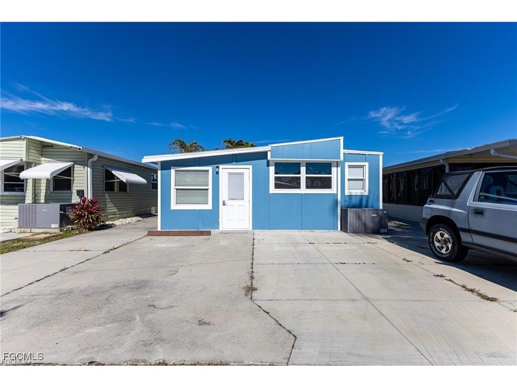 11710 Ariana Drive #47 Fort Myers FL 33908 2025005489 image2