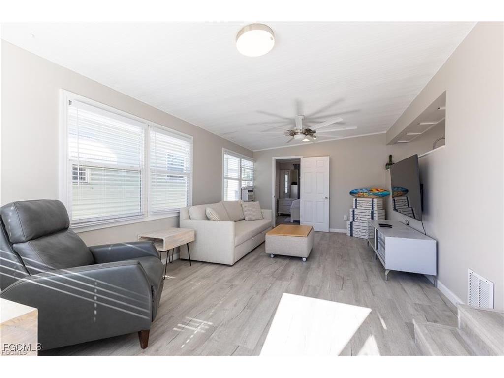 11710 Ariana Drive #47 Fort Myers FL 33908 2025005489 image8