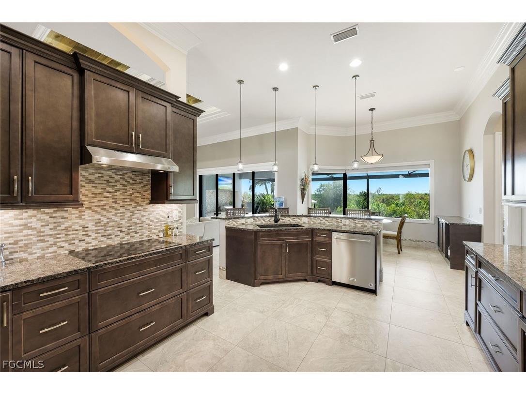 11711 Royal Tee Circle Cape Coral FL 33991 2026007913 image12