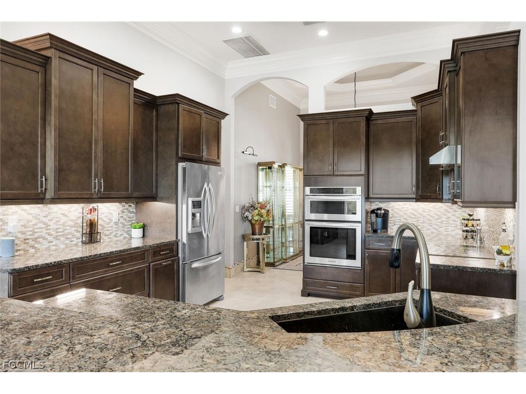 11711 Royal Tee Circle Cape Coral FL 33991 2026007913 image16