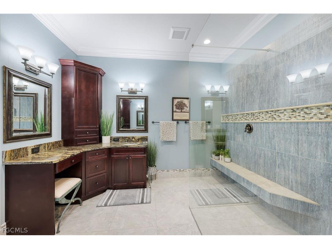 11711 Royal Tee Circle Cape Coral FL 33991 2026007913 image23