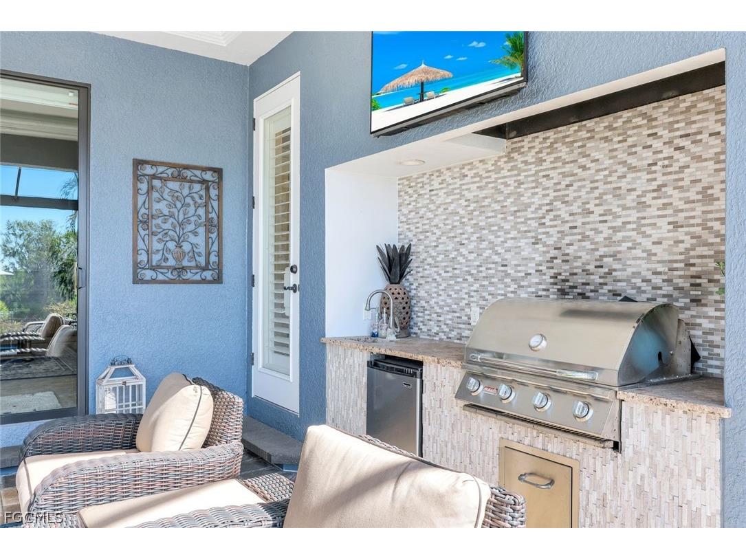 11711 Royal Tee Circle Cape Coral FL 33991 2026007913 image33