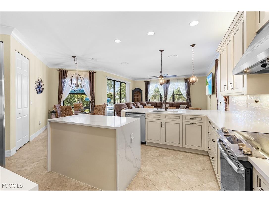 11715 Oakwood Preserve Place Fort Myers FL 33913 2025012959 image31