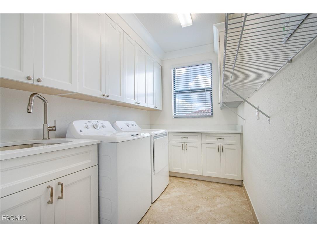 11715 Oakwood Preserve Place Fort Myers FL 33913 2025018923 image14