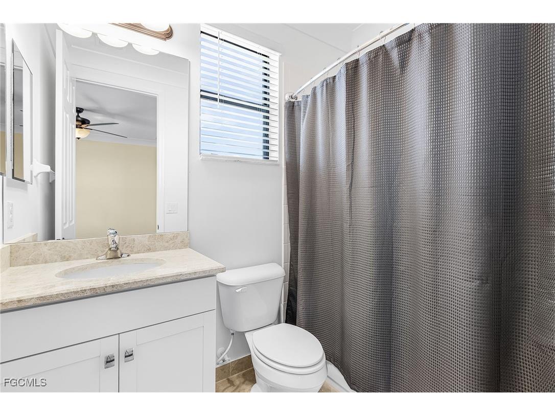 11715 Oakwood Preserve Place Fort Myers FL 33913 2025018923 image25