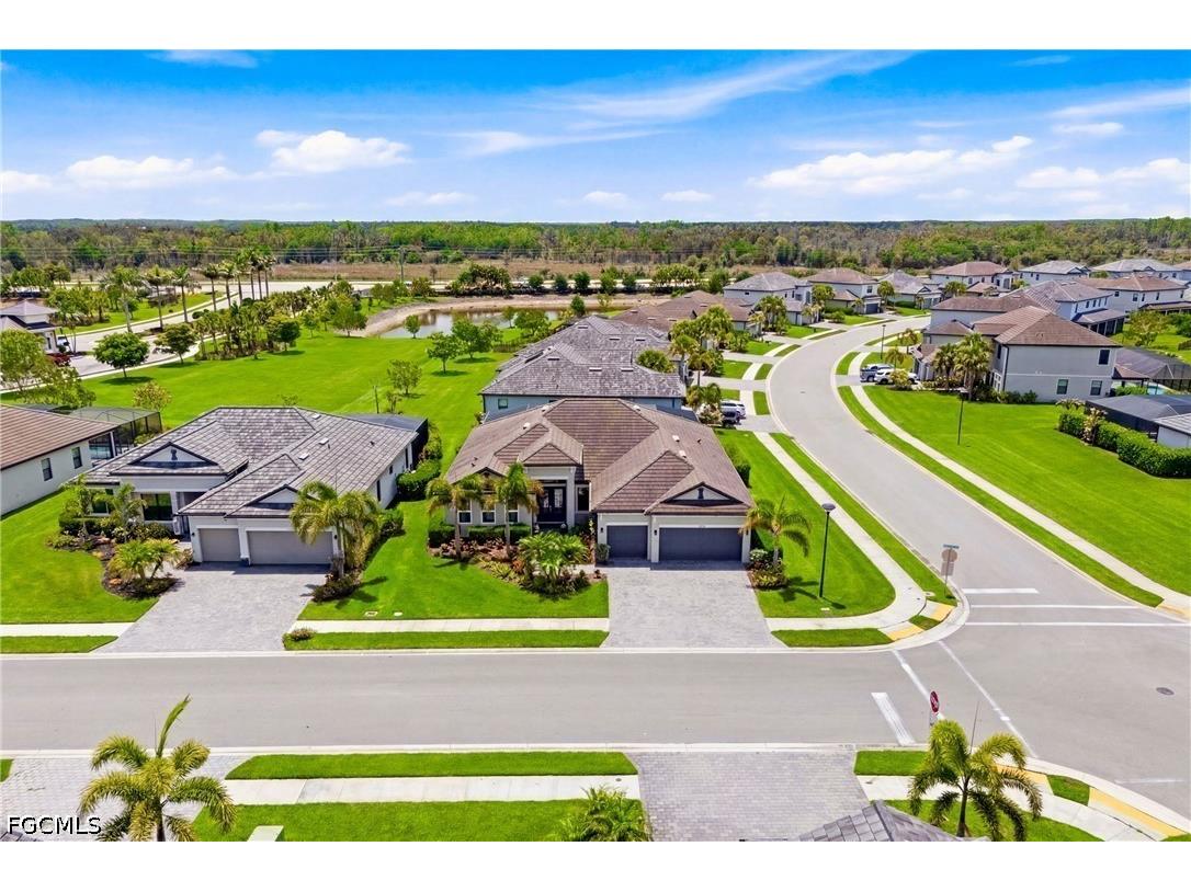 11718 Canopy Loop Fort Myers FL 33913 2026023382 image2