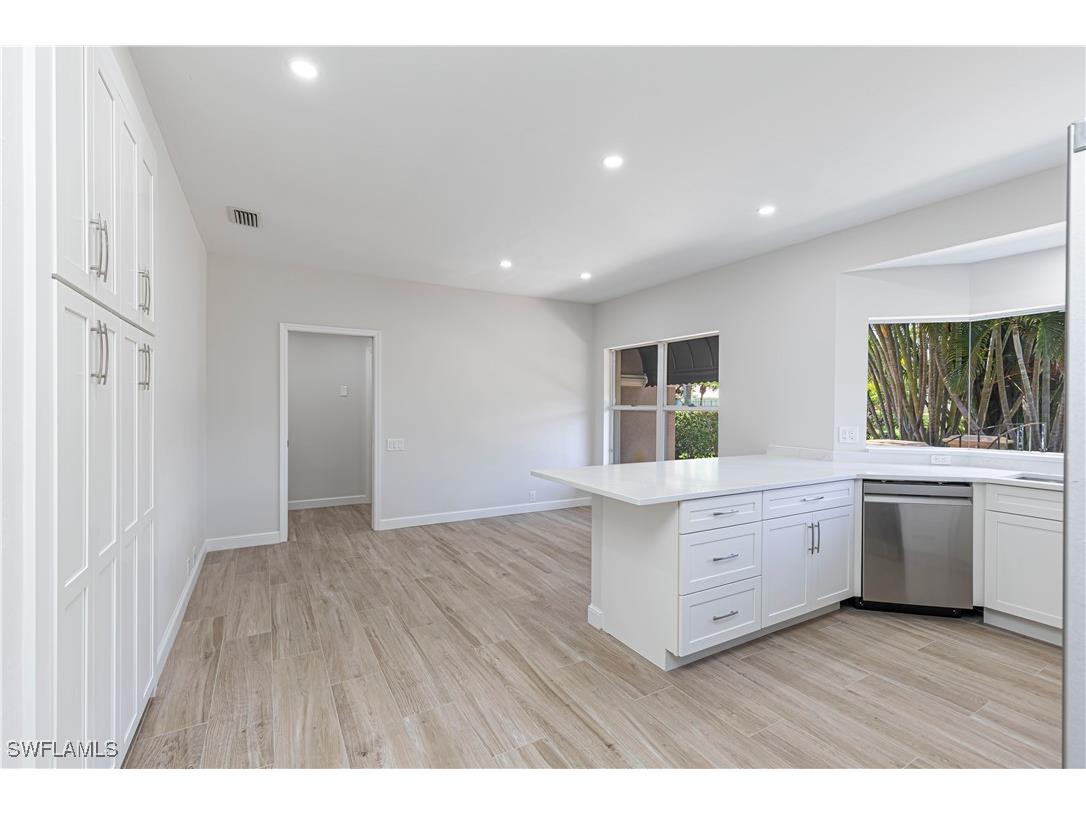 11718 Quail Village Way #17 Naples FL 34119 225073678 image8