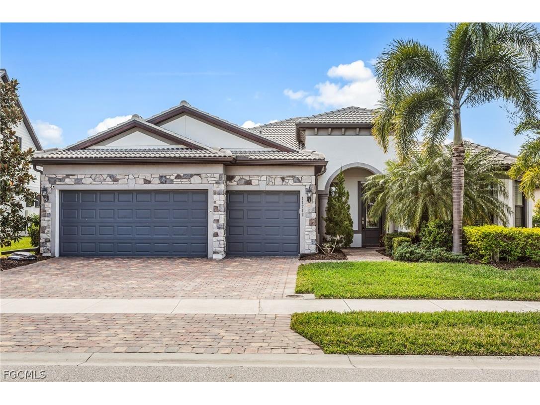 11719 Bowes Circle Fort Myers FL 33913 2026007162 image1