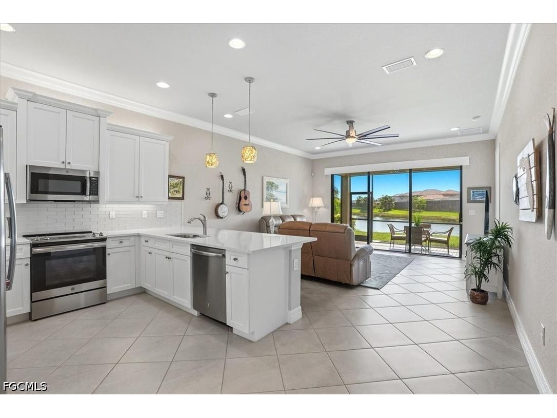 11719 Lakewood Preserve Place Fort Myers FL 33913 2026021979 image8