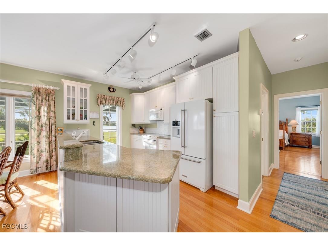 1172 Kittiwake Circle Sanibel FL 33957 2025017262 image20