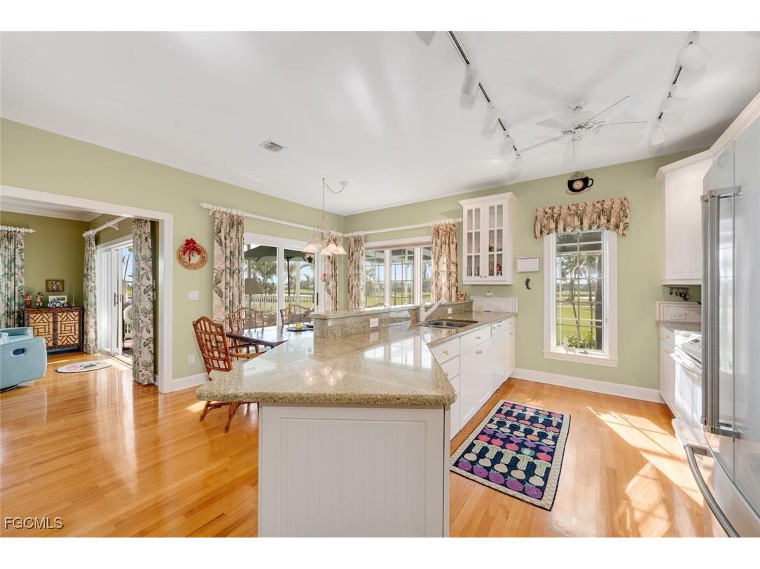 1172 Kittiwake Circle Sanibel FL 33957 2025017262 image22