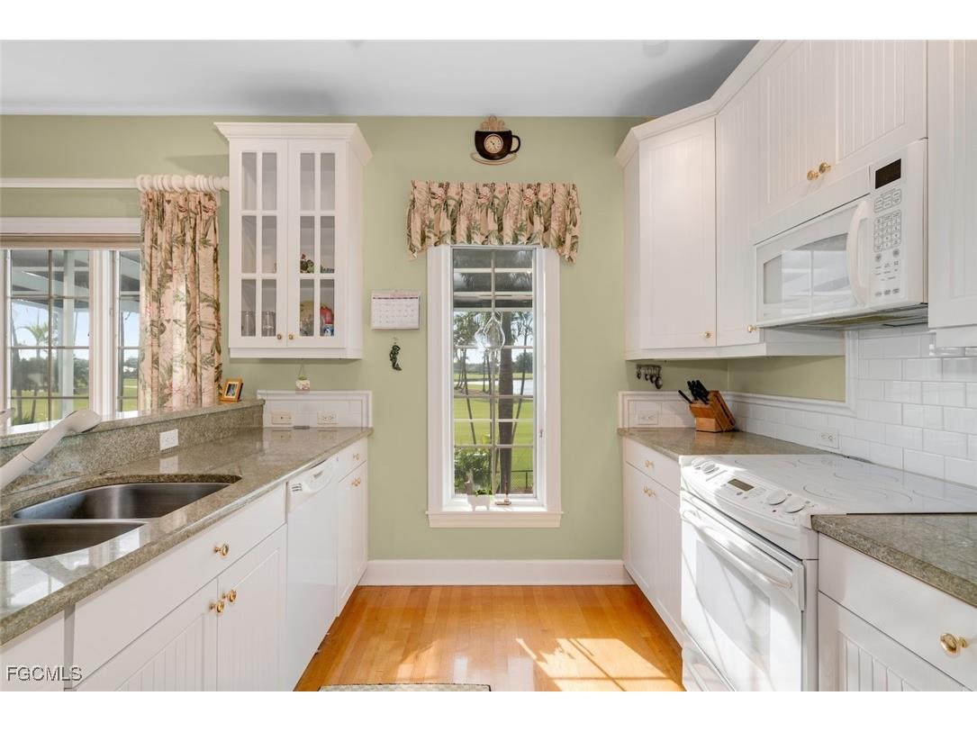 1172 Kittiwake Circle Sanibel FL 33957 2025017262 image23