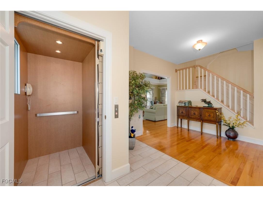 1172 Kittiwake Circle Sanibel FL 33957 2025017262 image33