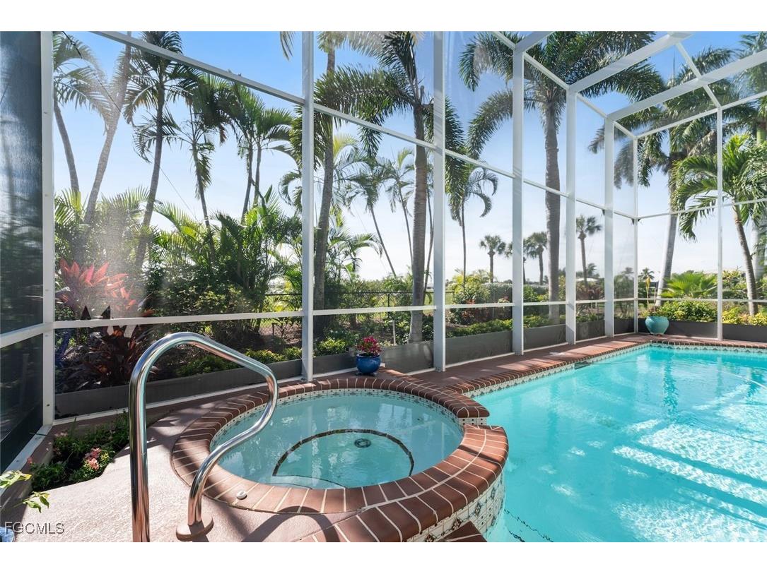 1172 Kittiwake Circle Sanibel FL 33957 2025017262 image44