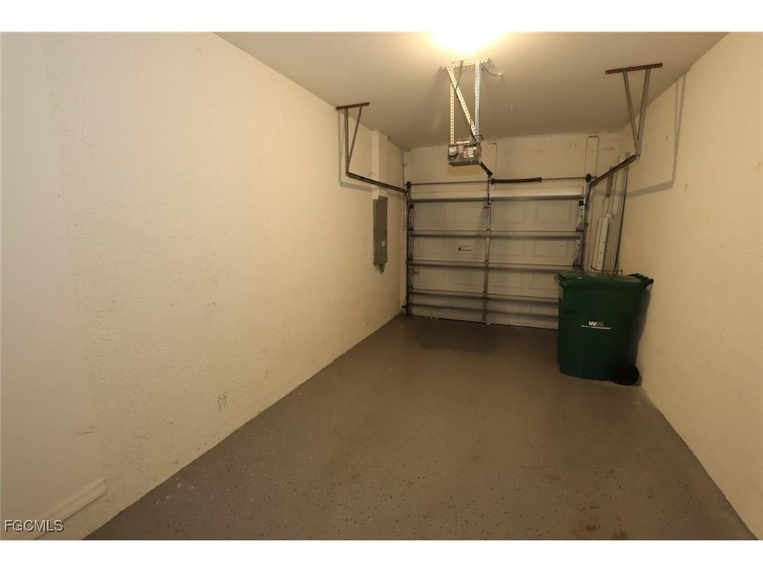 1172 Oxford Lane #27 Naples FL 34105 2025019522 image24