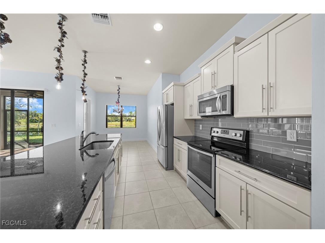 11720 Avingston Terrace Fort Myers FL 33913 2025022031 image3