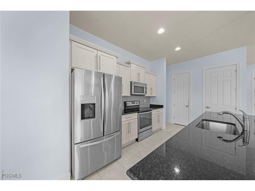11720 Avingston Terrace Fort Myers FL 33913 2025022031 image5