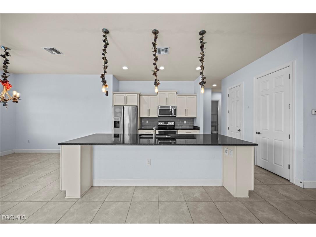 11720 Avingston Terrace Fort Myers FL 33913 2025022031 image9
