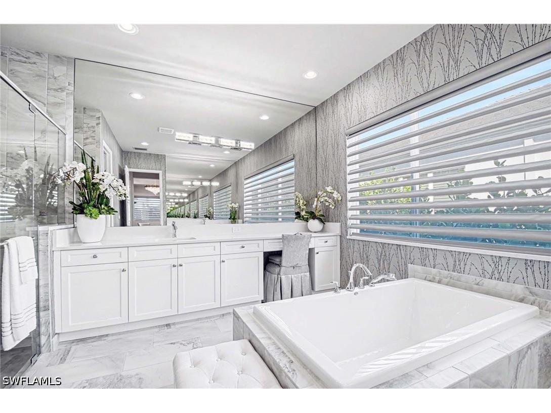 11724 Peony Terrace Naples FL 34120 226012185 image26