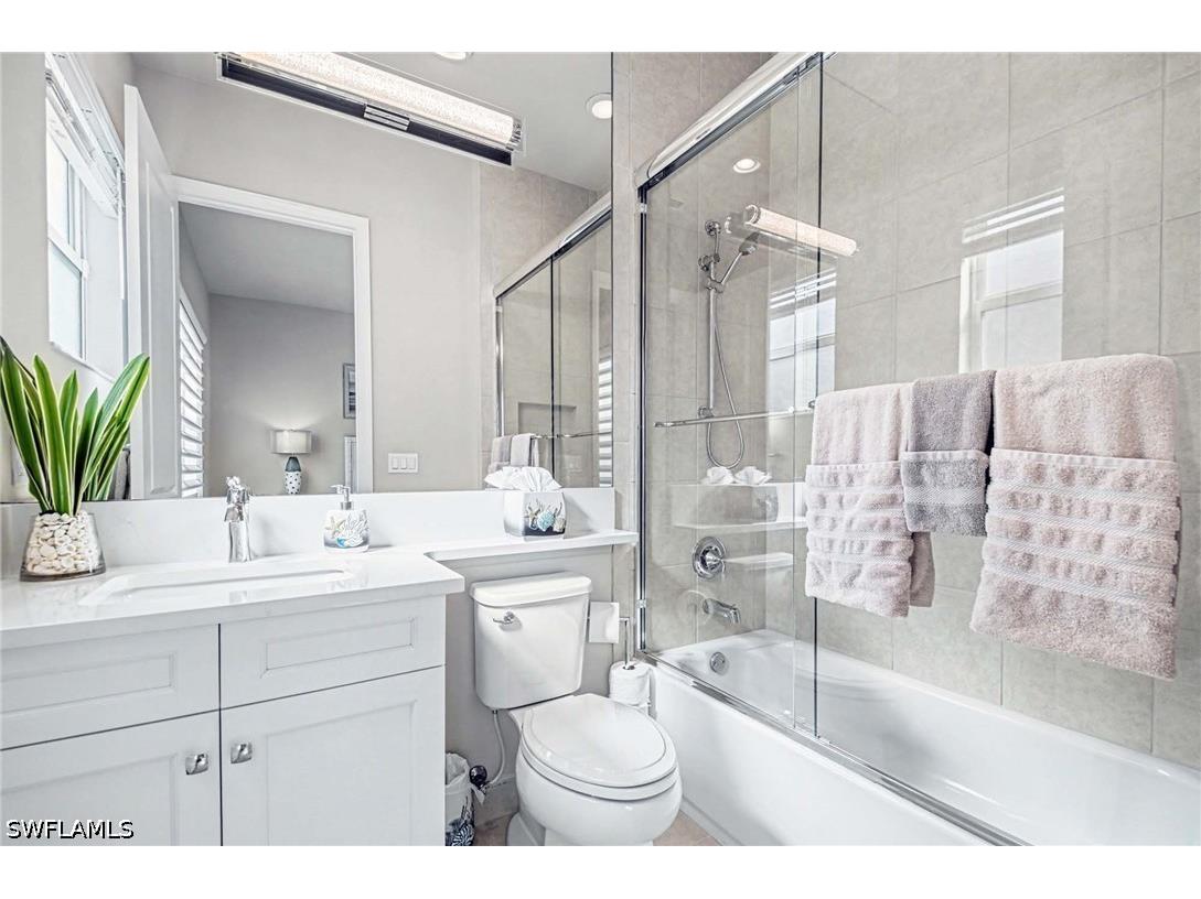 11724 Peony Terrace Naples FL 34120 226012185 image33