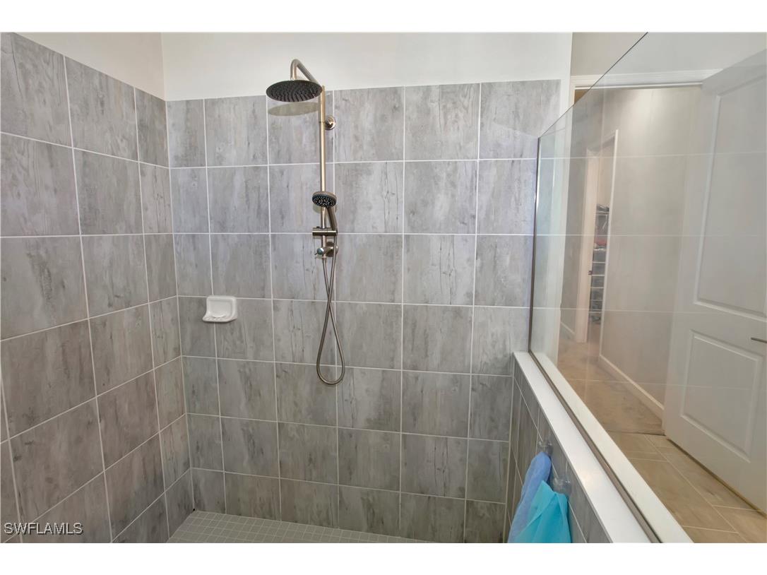 11726 Canopy Loop Fort Myers FL 33913 225071566 image22