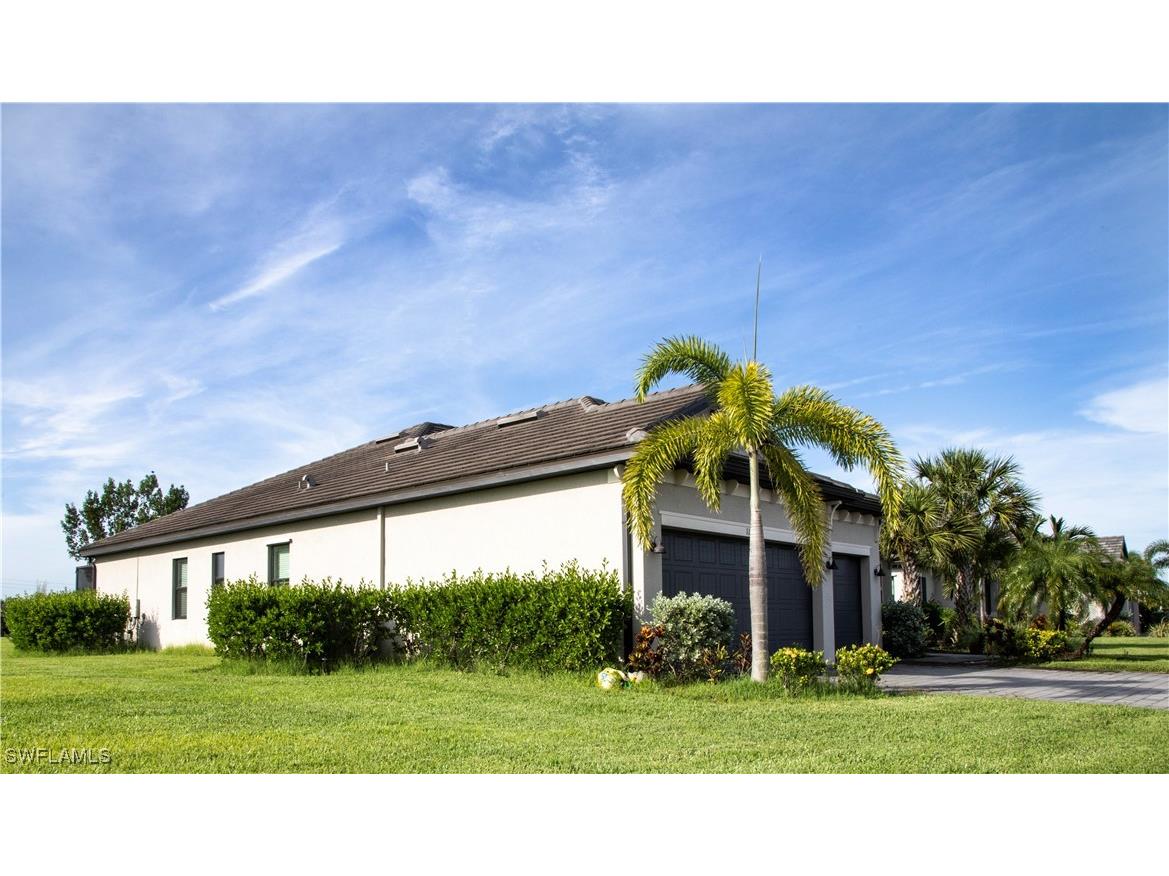 11726 Canopy Loop Fort Myers FL 33913 225071566 image3