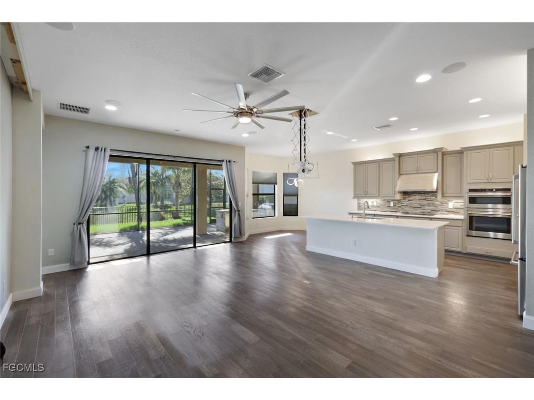 11727 Kati Falls Lane Fort Myers FL 33913 2025014046 image2