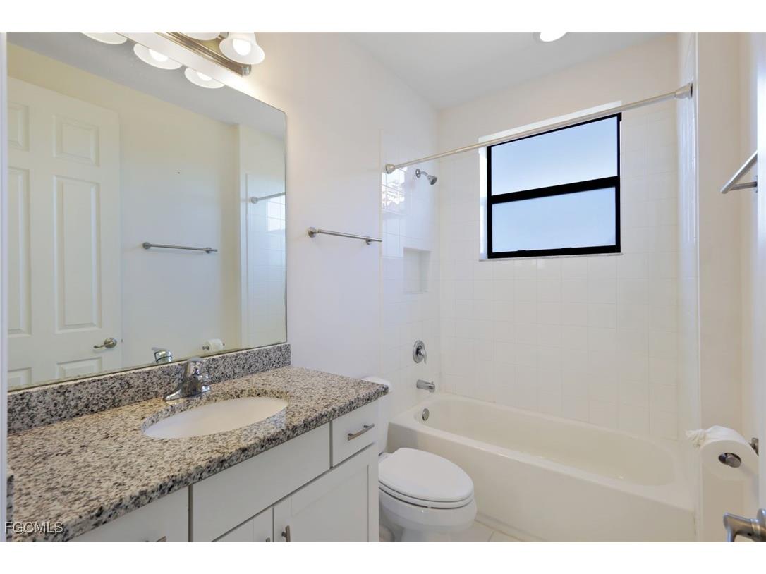 11727 Kati Falls Lane Fort Myers FL 33913 2025014046 image31