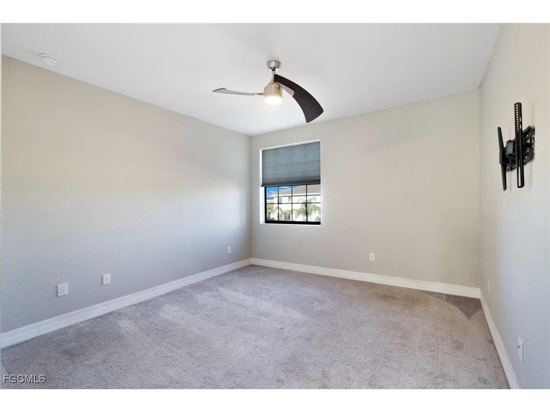 11727 Kati Falls Lane Fort Myers FL 33913 2025014046 image32