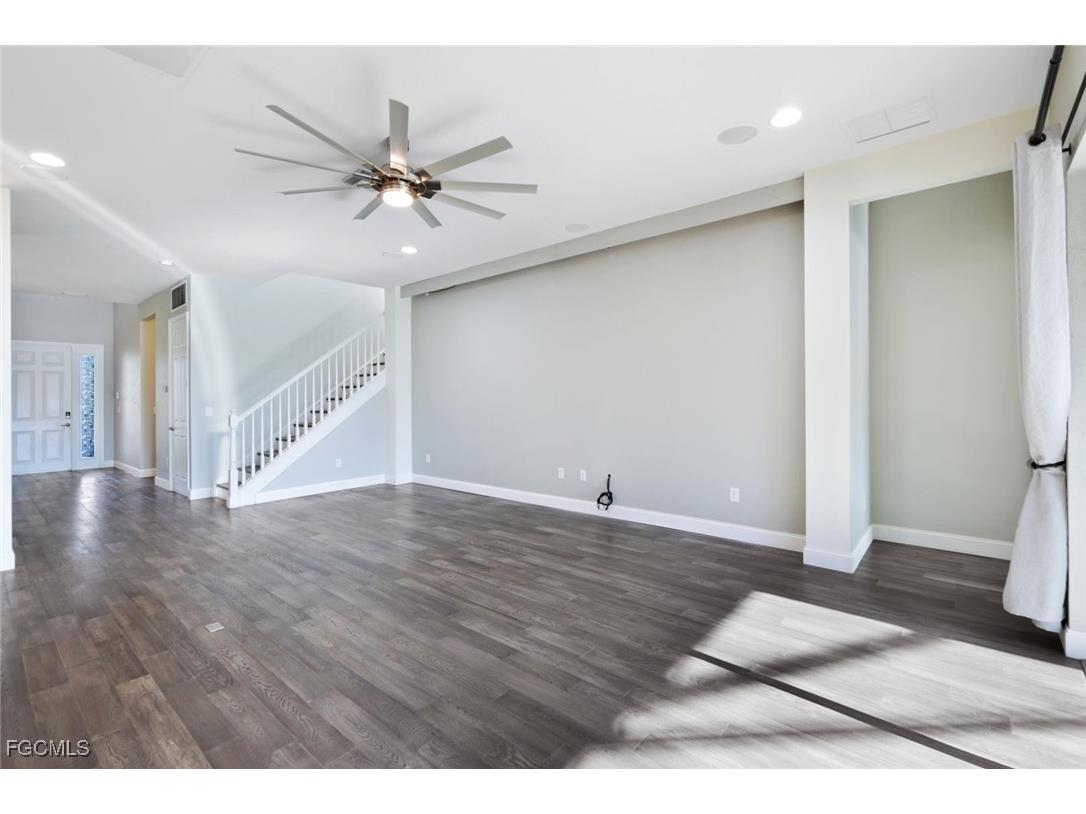 11727 Kati Falls Lane Fort Myers FL 33913 2025014046 image5