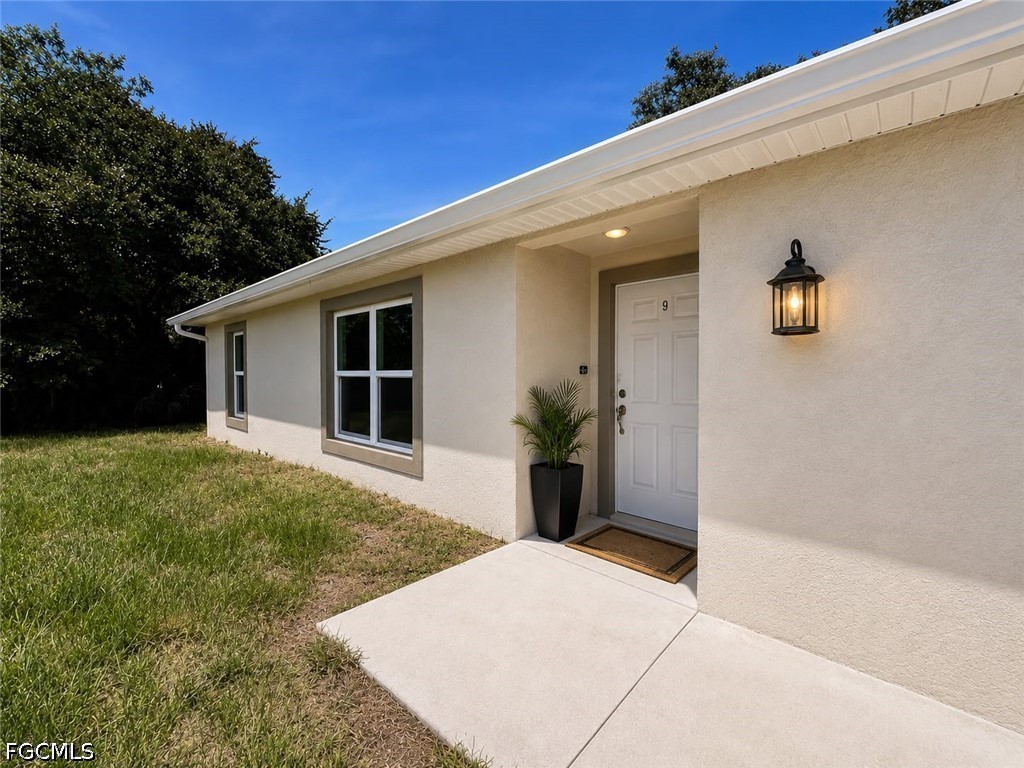1173 E Benbow Circle Labelle FL 33935 2026025443 image1