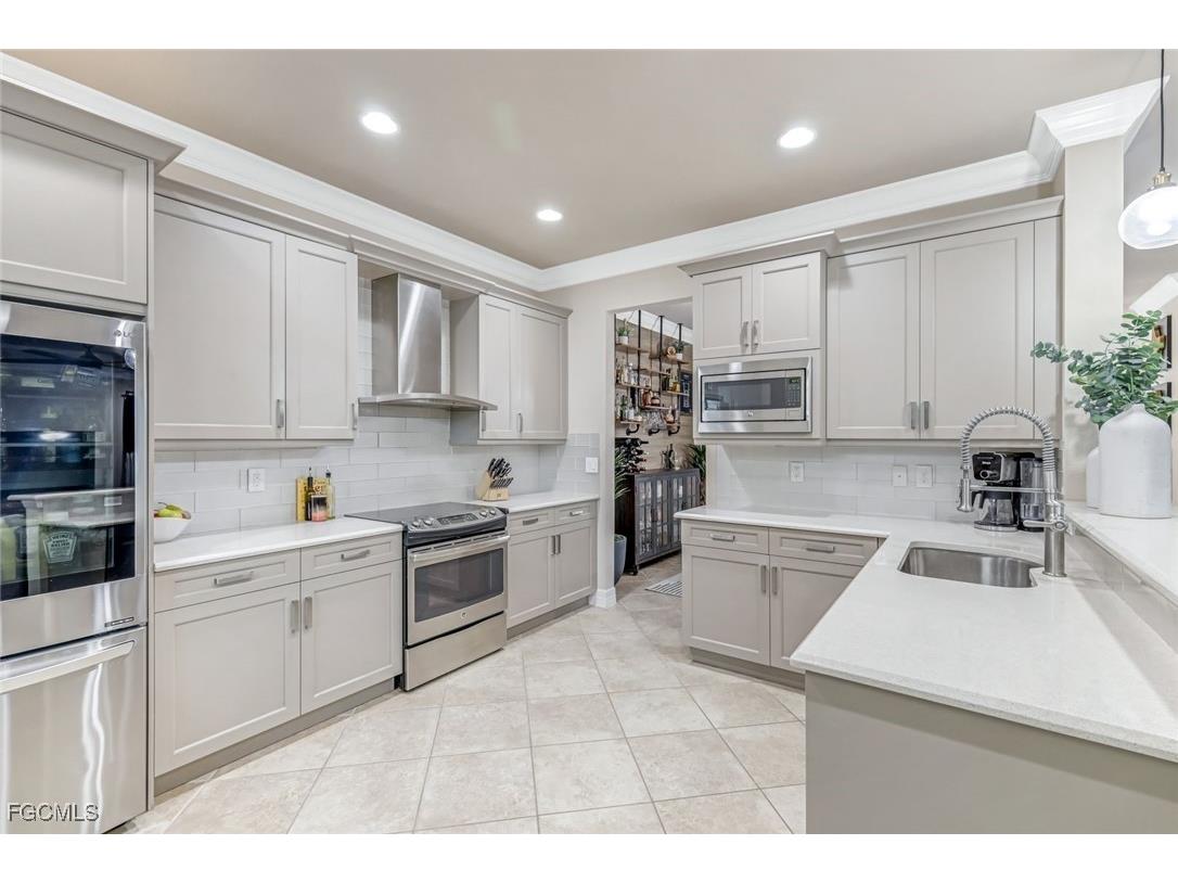 11732 Meadowrun Circle Fort Myers FL 33913 2025018949 image12