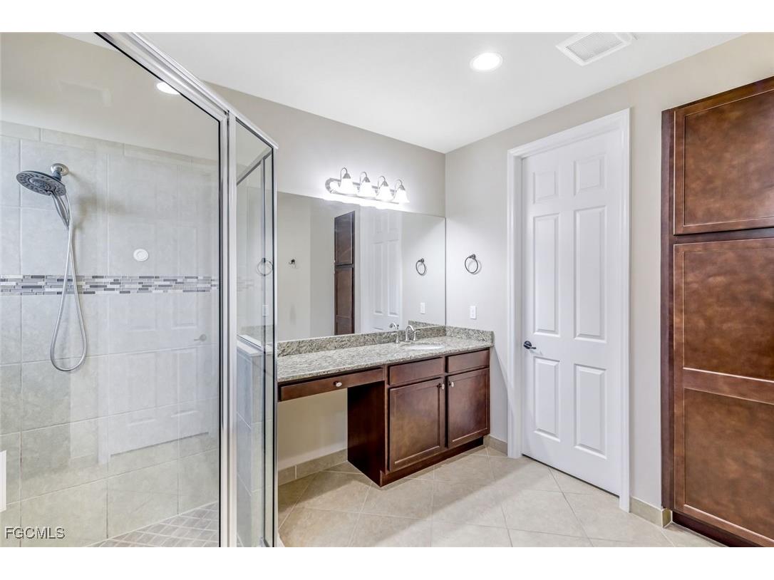 11732 Meadowrun Circle Fort Myers FL 33913 2025018949 image19