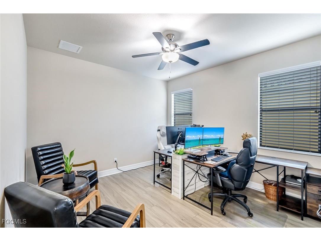 11732 Meadowrun Circle Fort Myers FL 33913 2025018949 image22