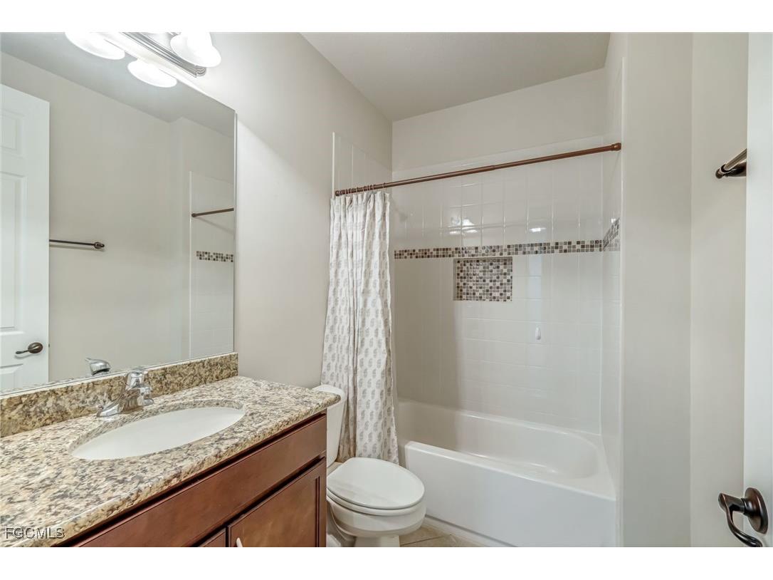 11732 Meadowrun Circle Fort Myers FL 33913 2025018949 image25