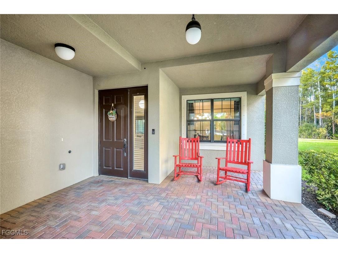 11732 Meadowrun Circle Fort Myers FL 33913 2025018949 image3