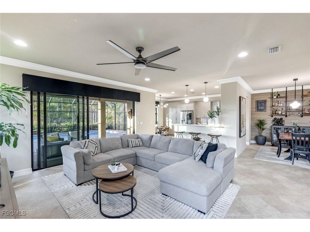 11732 Meadowrun Circle Fort Myers FL 33913 2025018949 image8