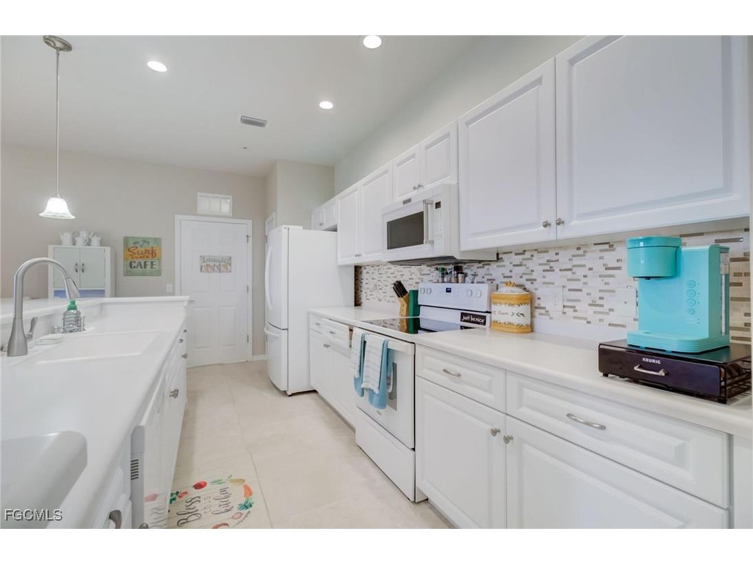 11741 Pasetto Lane #404 Fort Myers FL 33908 2025004832 image7