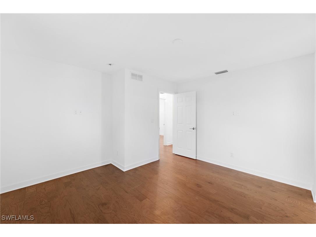 1175 9th Avenue N Naples FL 34102 225074476 image21