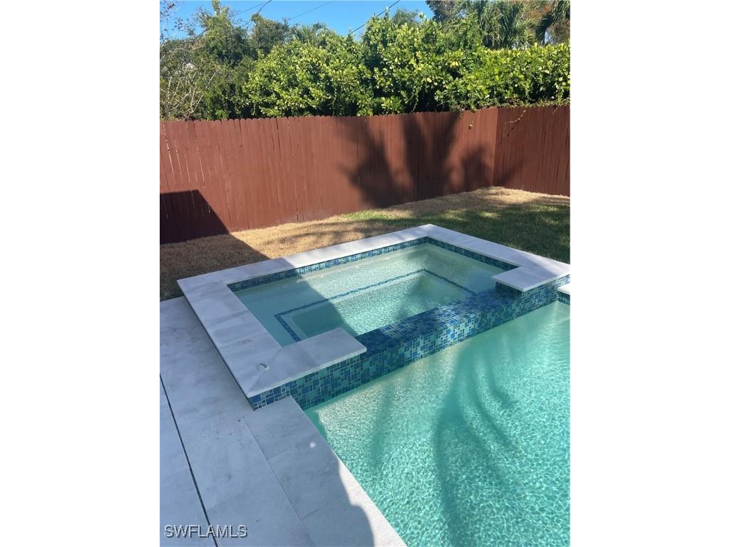 1175 9th Avenue N Naples FL 34102 225074476 image28