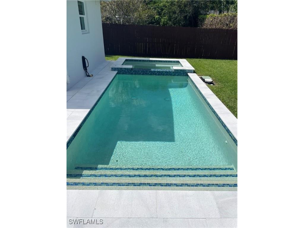 1175 9th Avenue N Naples FL 34102 225074476 image30