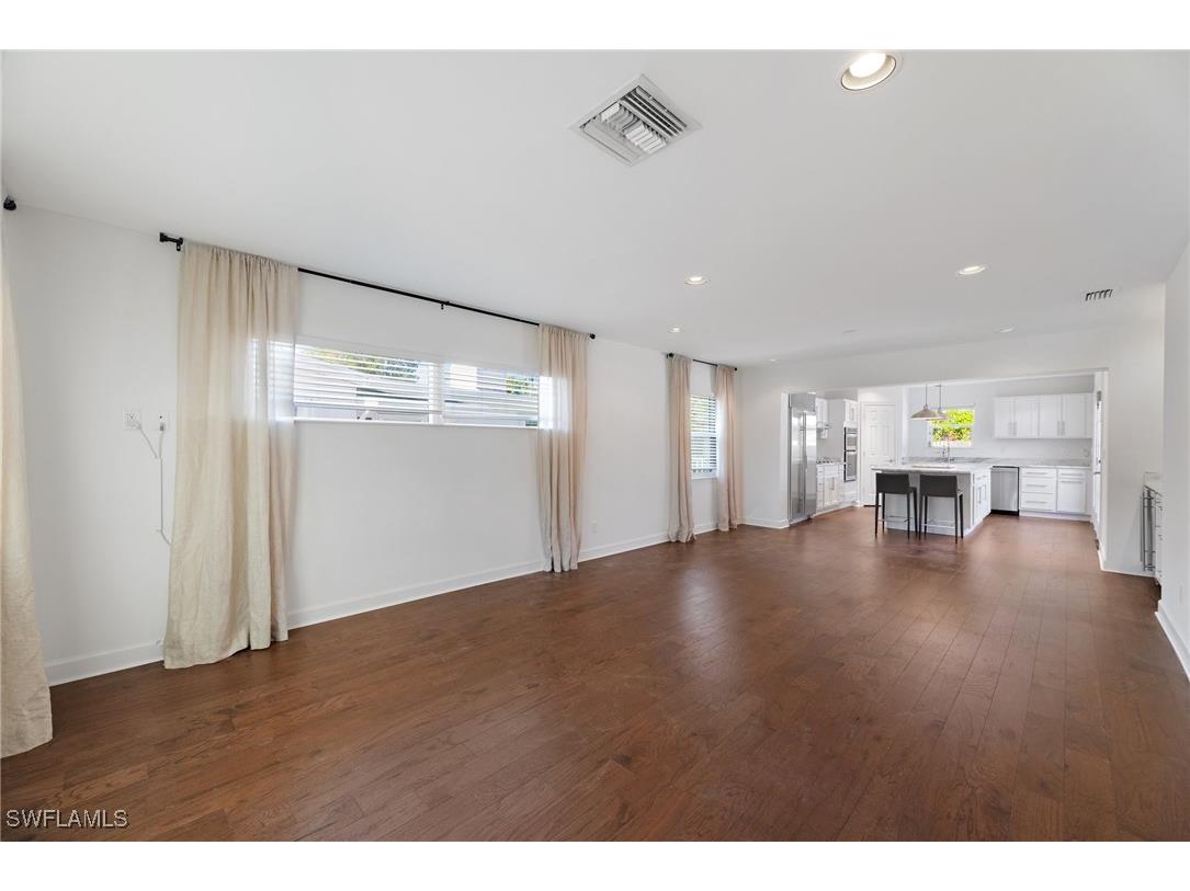 1175 9th Avenue N Naples FL 34102 225074476 image5