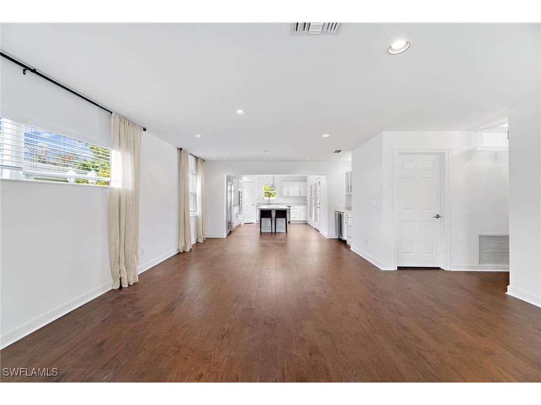 1175 9th Avenue N Naples FL 34102 225074476 image6