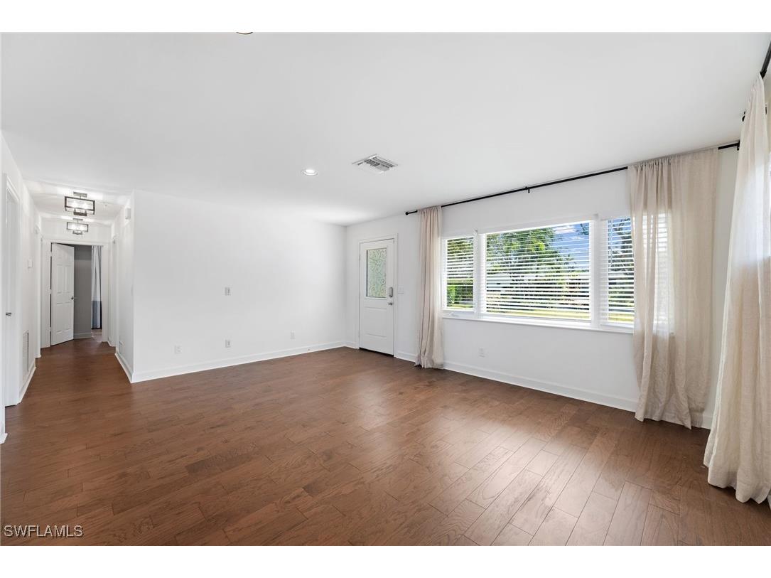 1175 9th Avenue N Naples FL 34102 225074476 image9