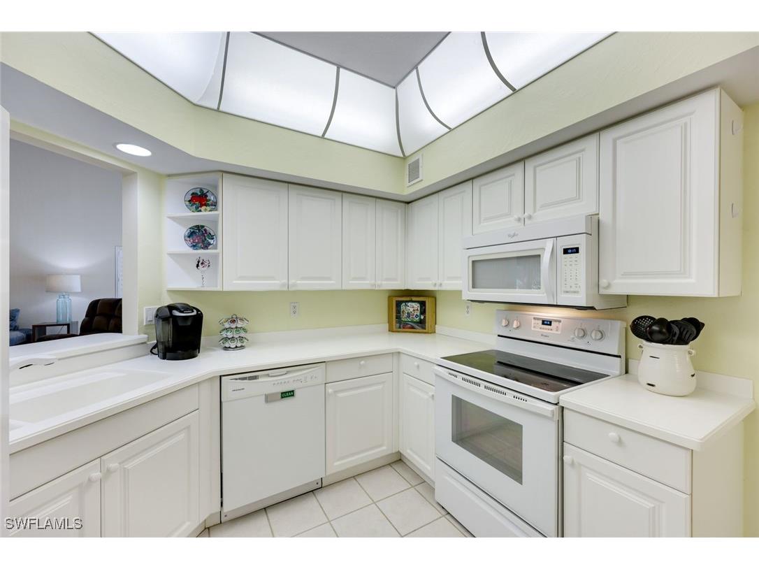 1175 Partridge Lane #102 Naples FL 34104 225021220 image4