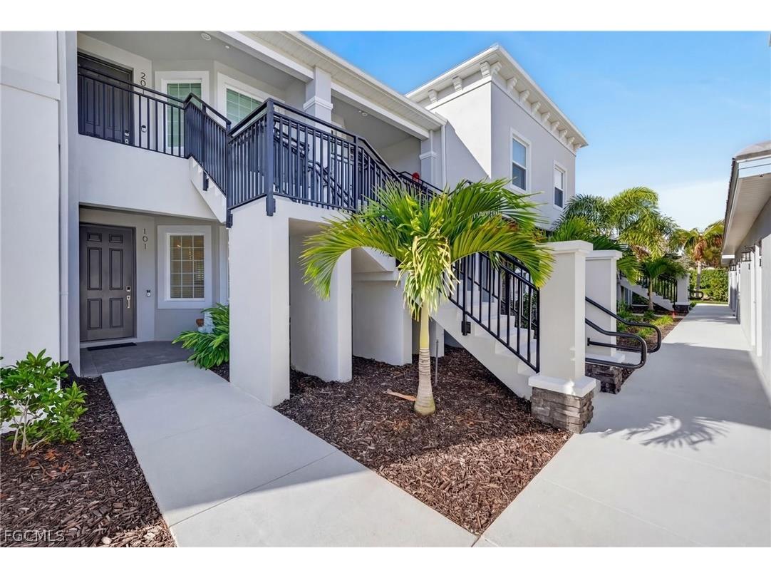 11751 Venetian Lagoon Drive #101 Fort Myers FL 33913 2026012671 image2
